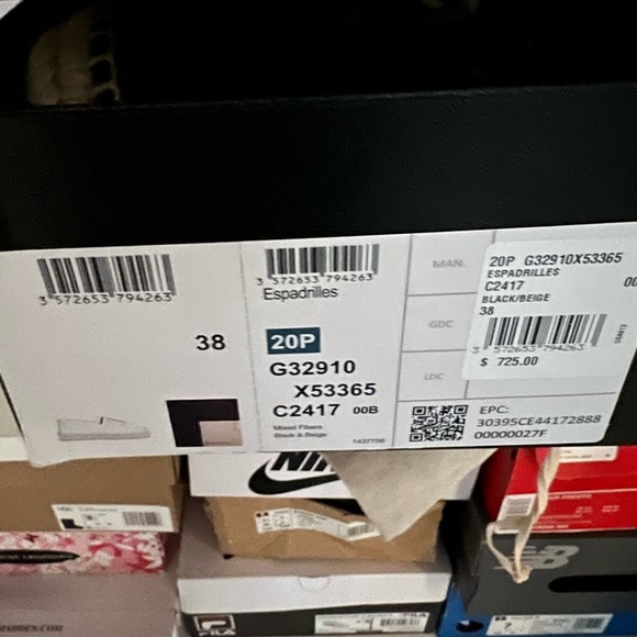 Chanel shoes in a good condition. - Picture 1 of 2